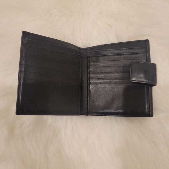 Gucci Bi-Fold Wallet with Snap Closure - Picture 9 of 12